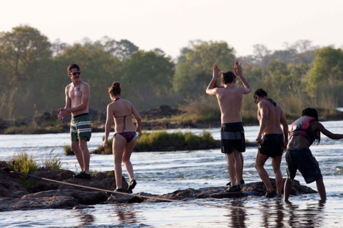 vicfalls2.jpg